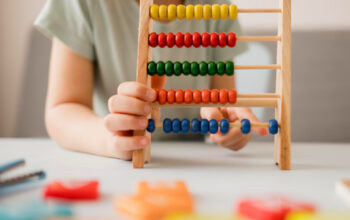 child-learning-use-abacus-home